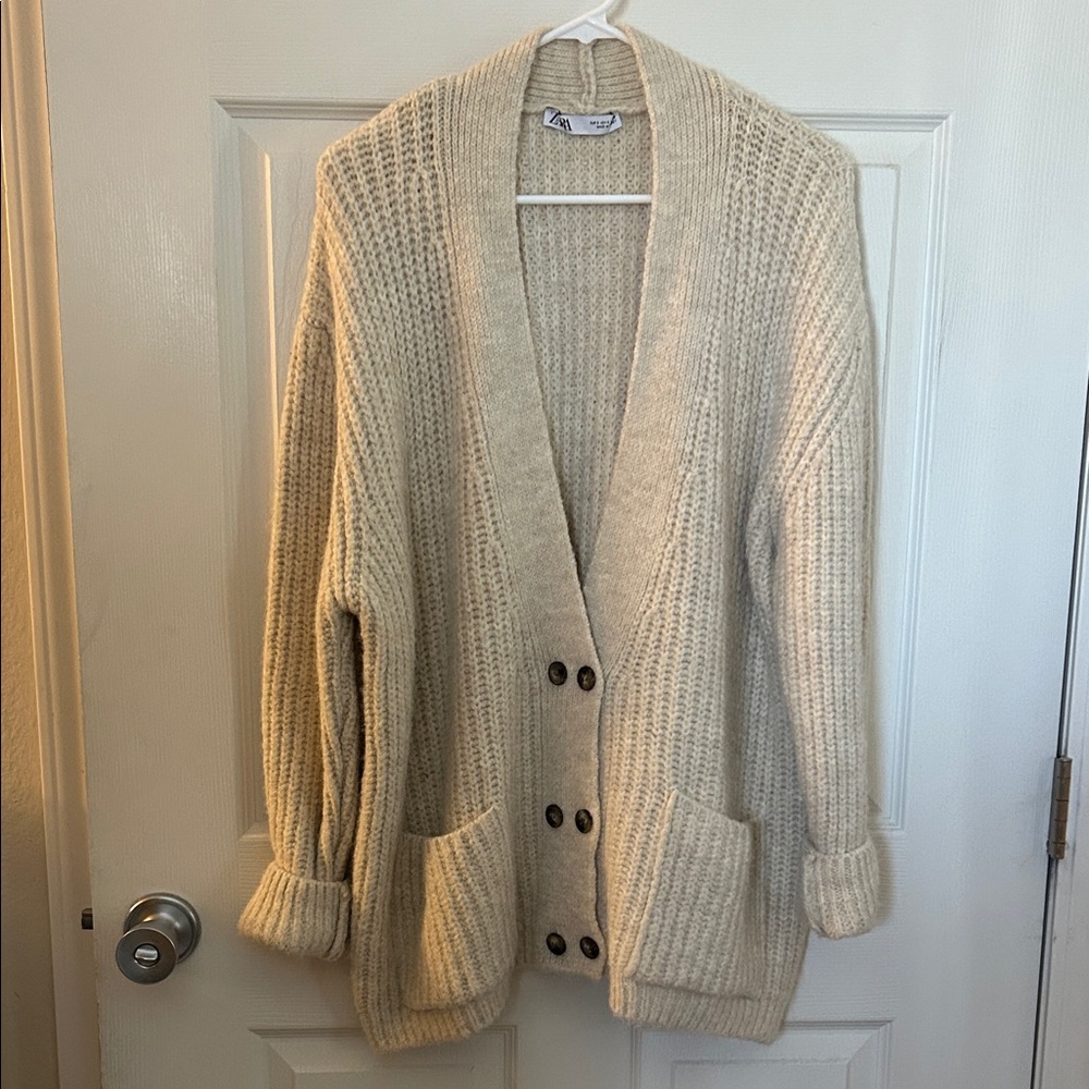 Zara Cream Button-Up Cardigan